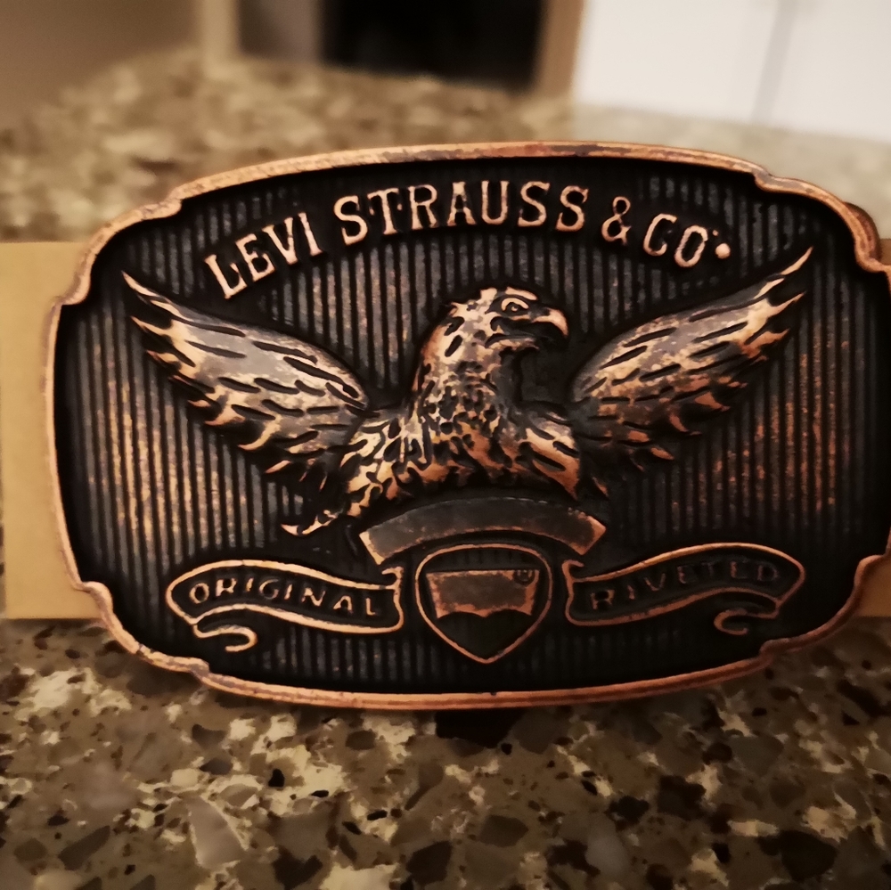 Levi's Belt Buckle ONLY